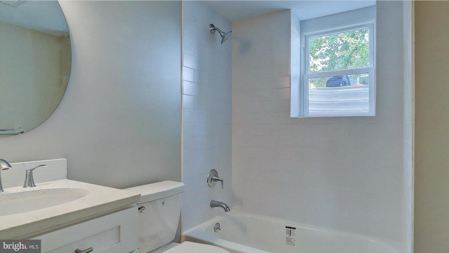 WEST RIVERDALE - Residential Lease