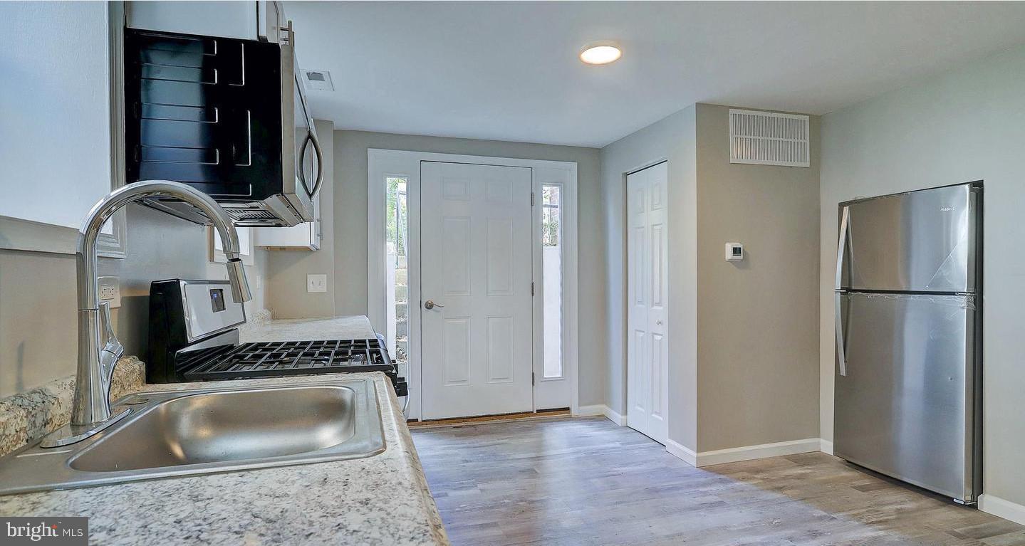 WEST RIVERDALE - Residential Lease