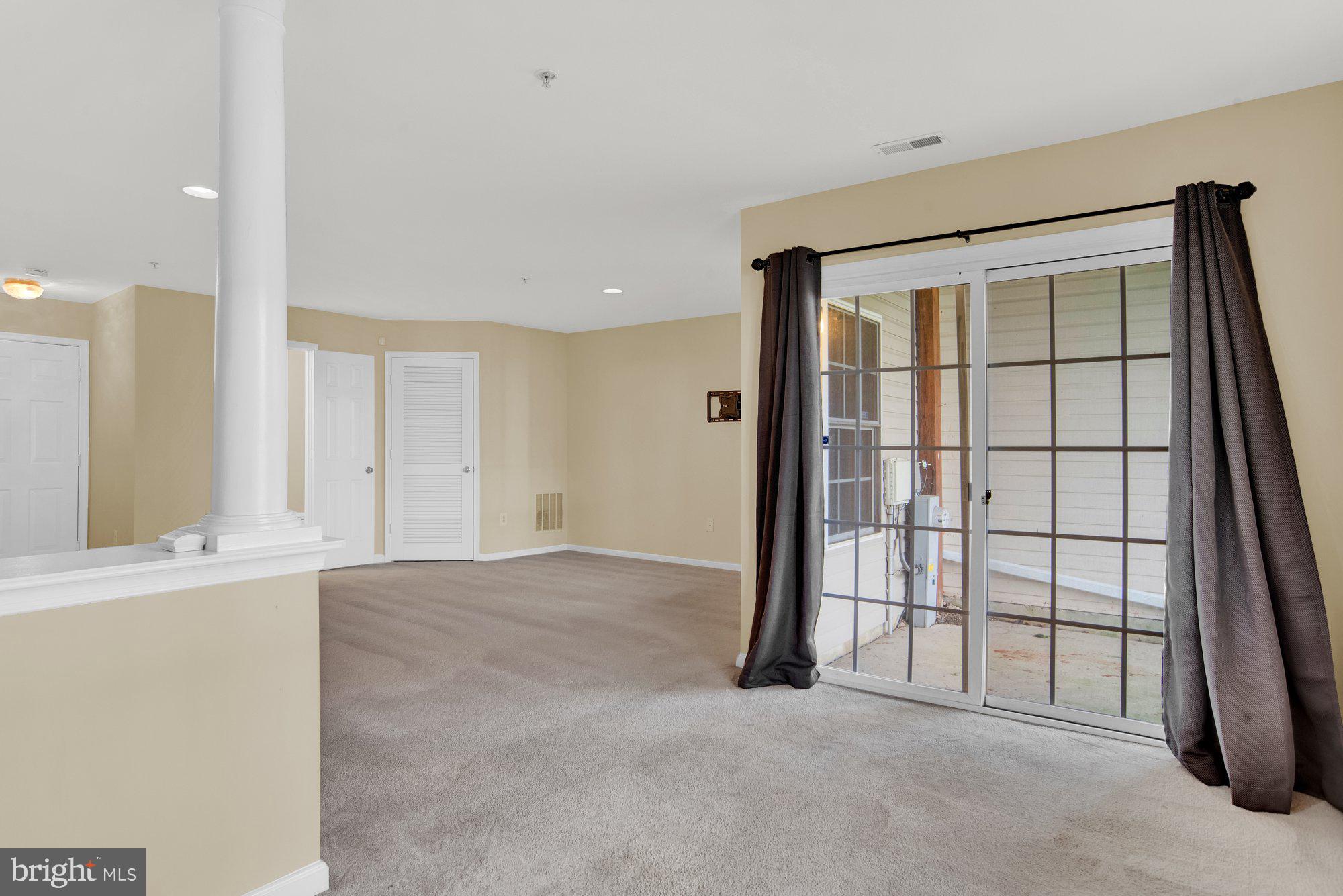 CROFTON FARMS - Residential