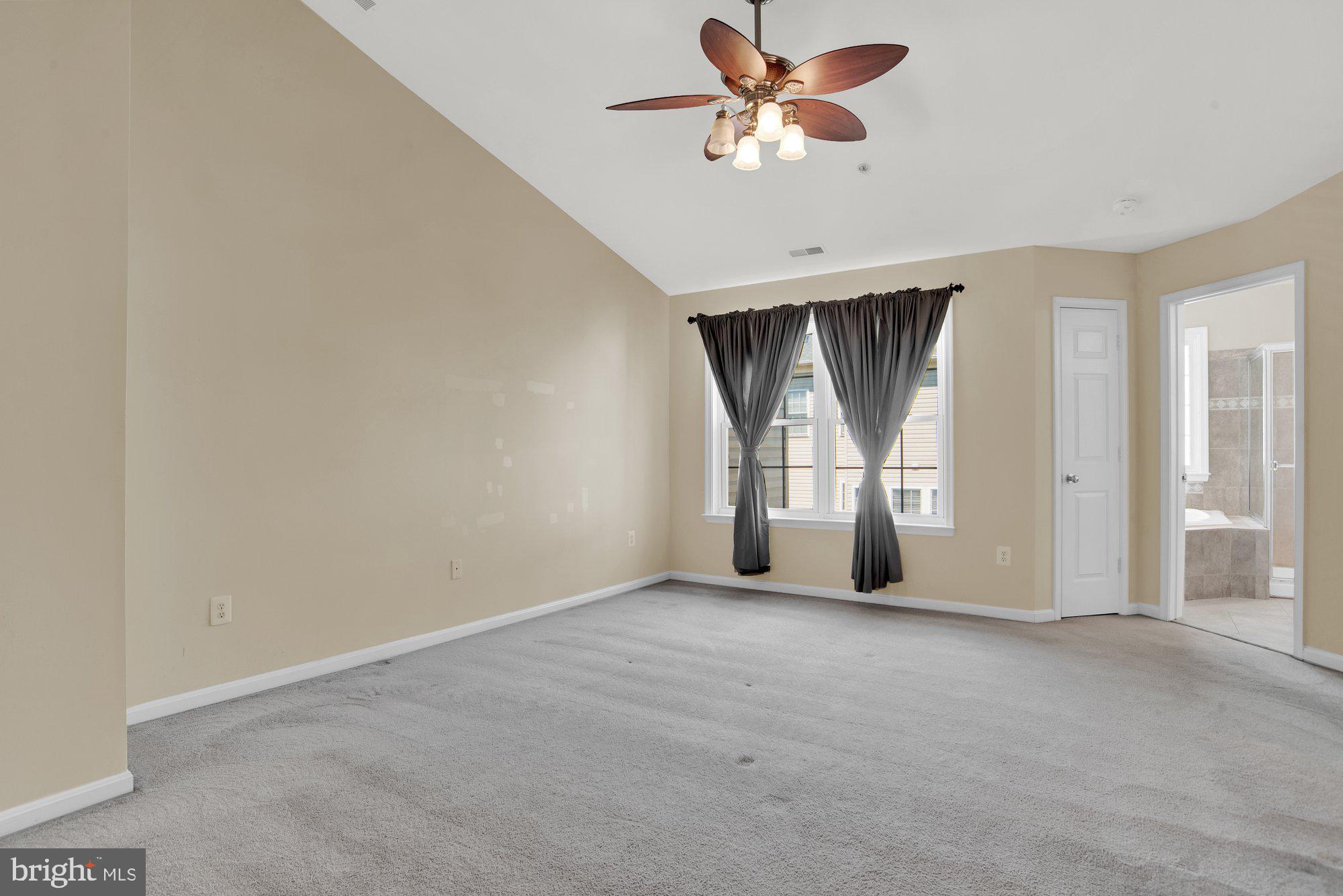 CROFTON FARMS - Residential