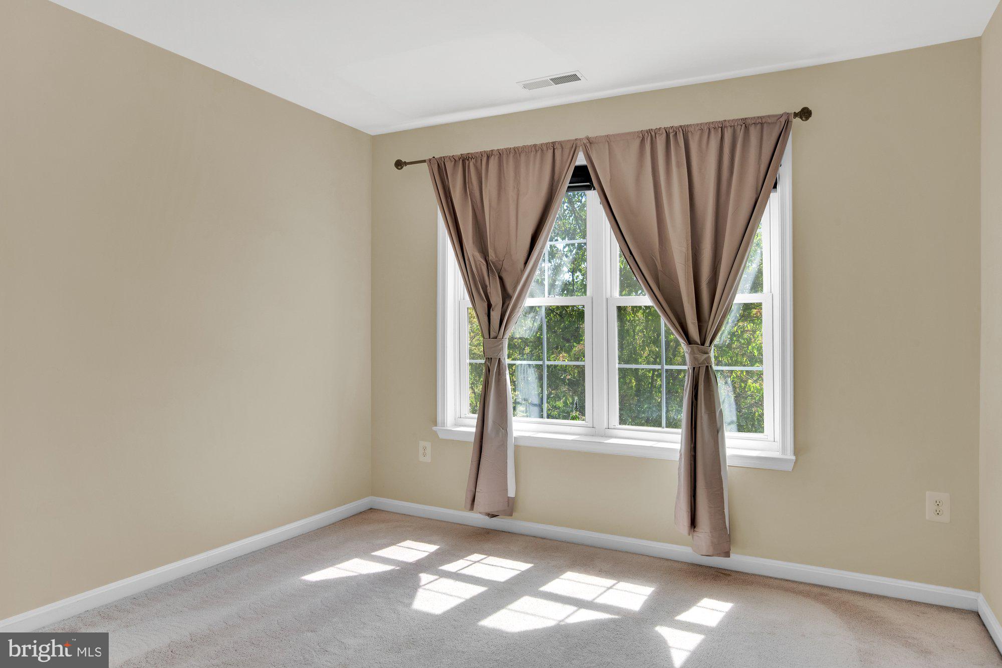 CROFTON FARMS - Residential