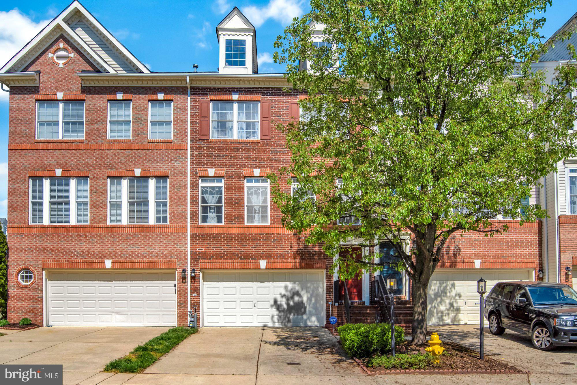 CROFTON FARMS - Residential