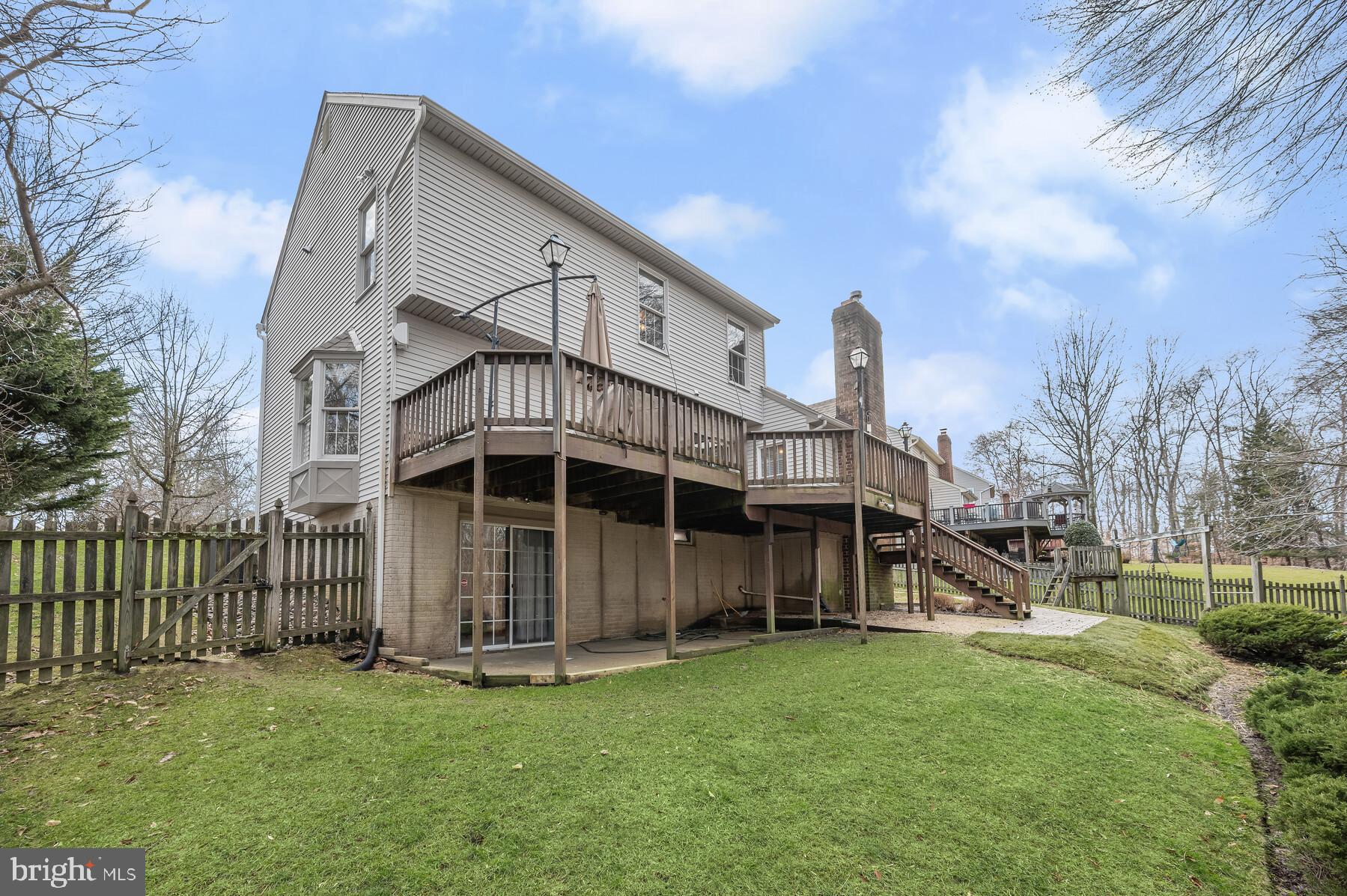 AUTUMN HILL - Residential