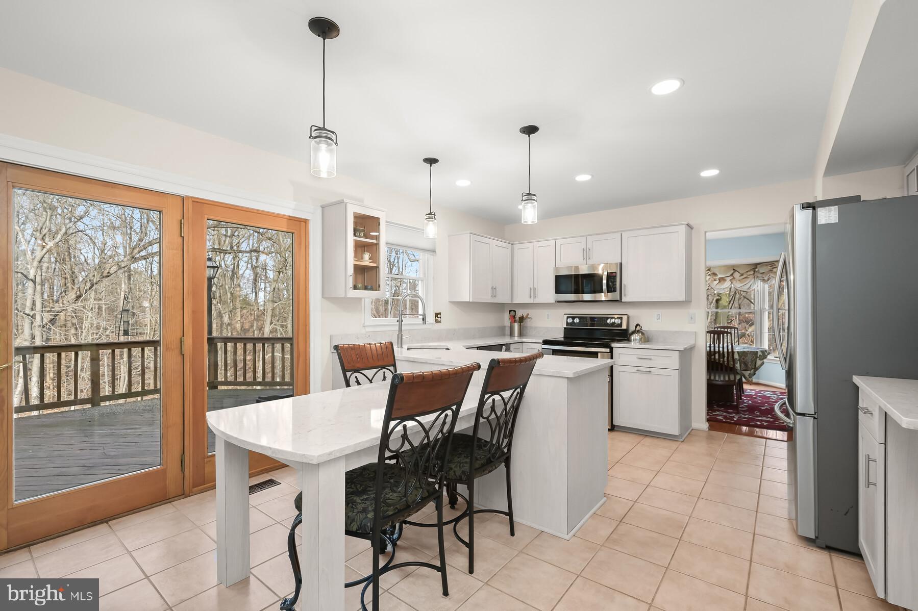 AUTUMN HILL - Residential