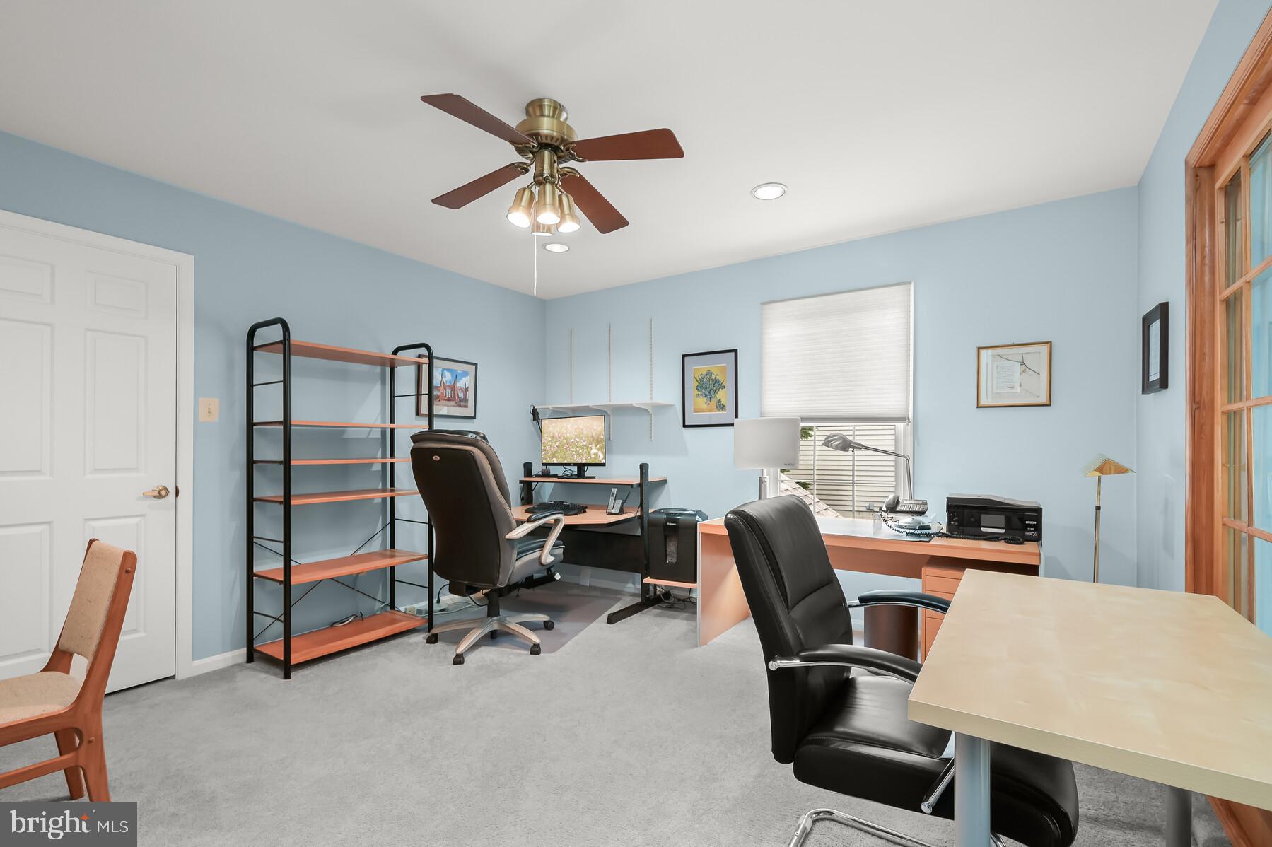 AUTUMN HILL - Residential