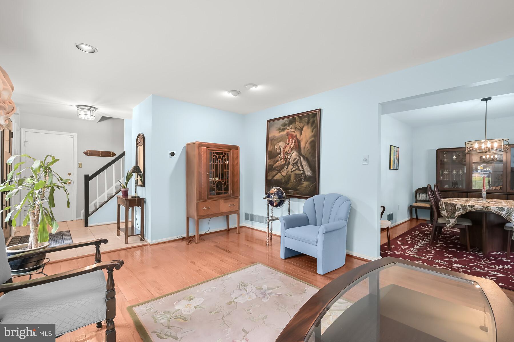 AUTUMN HILL - Residential