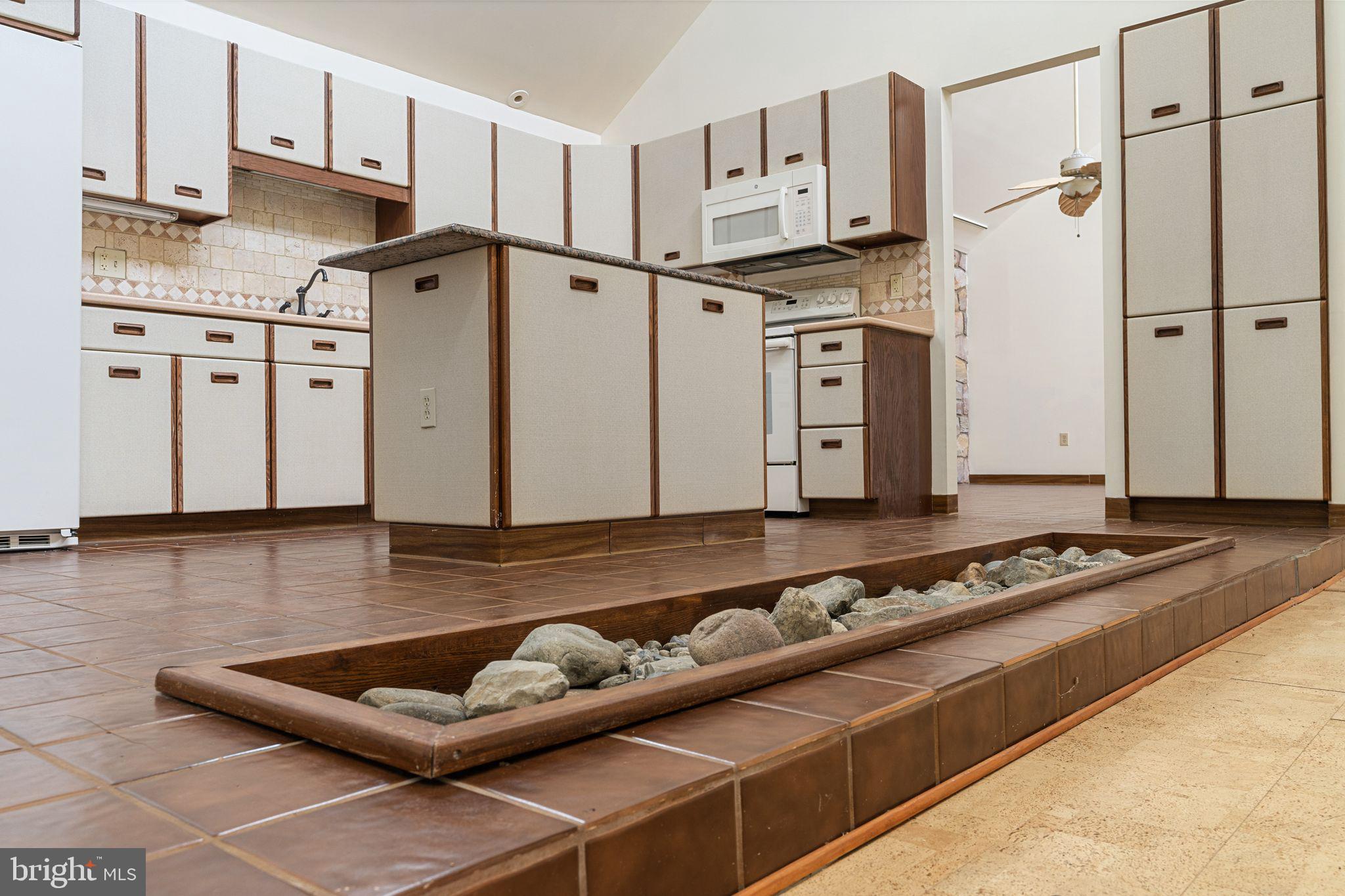 LEESPORT - Residential Lease