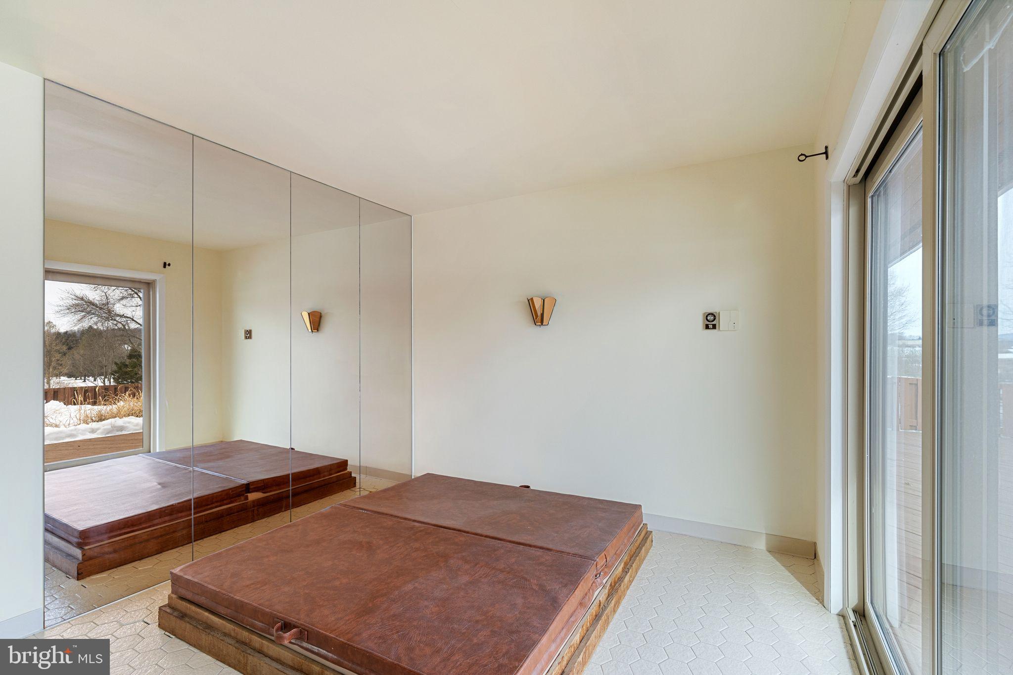 LEESPORT - Residential Lease