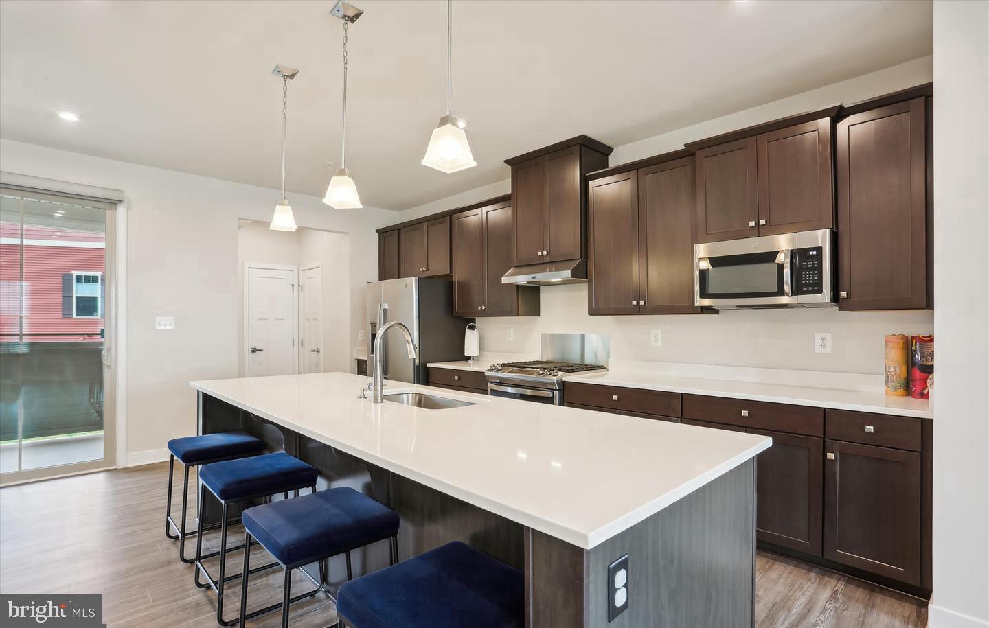 VILLAGES OF URBANA - Residential Lease