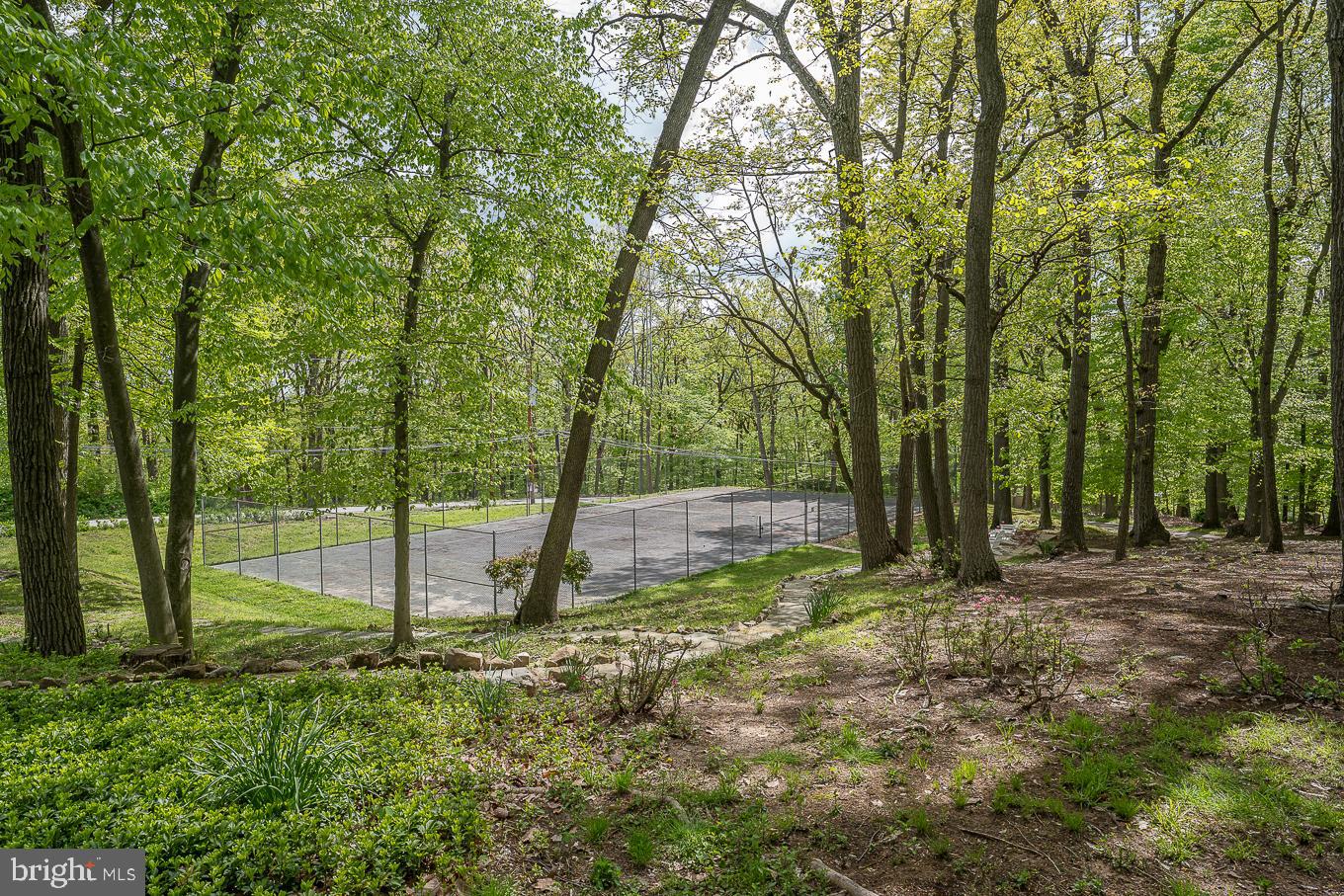 VALLEY FORGE MTN - Residential