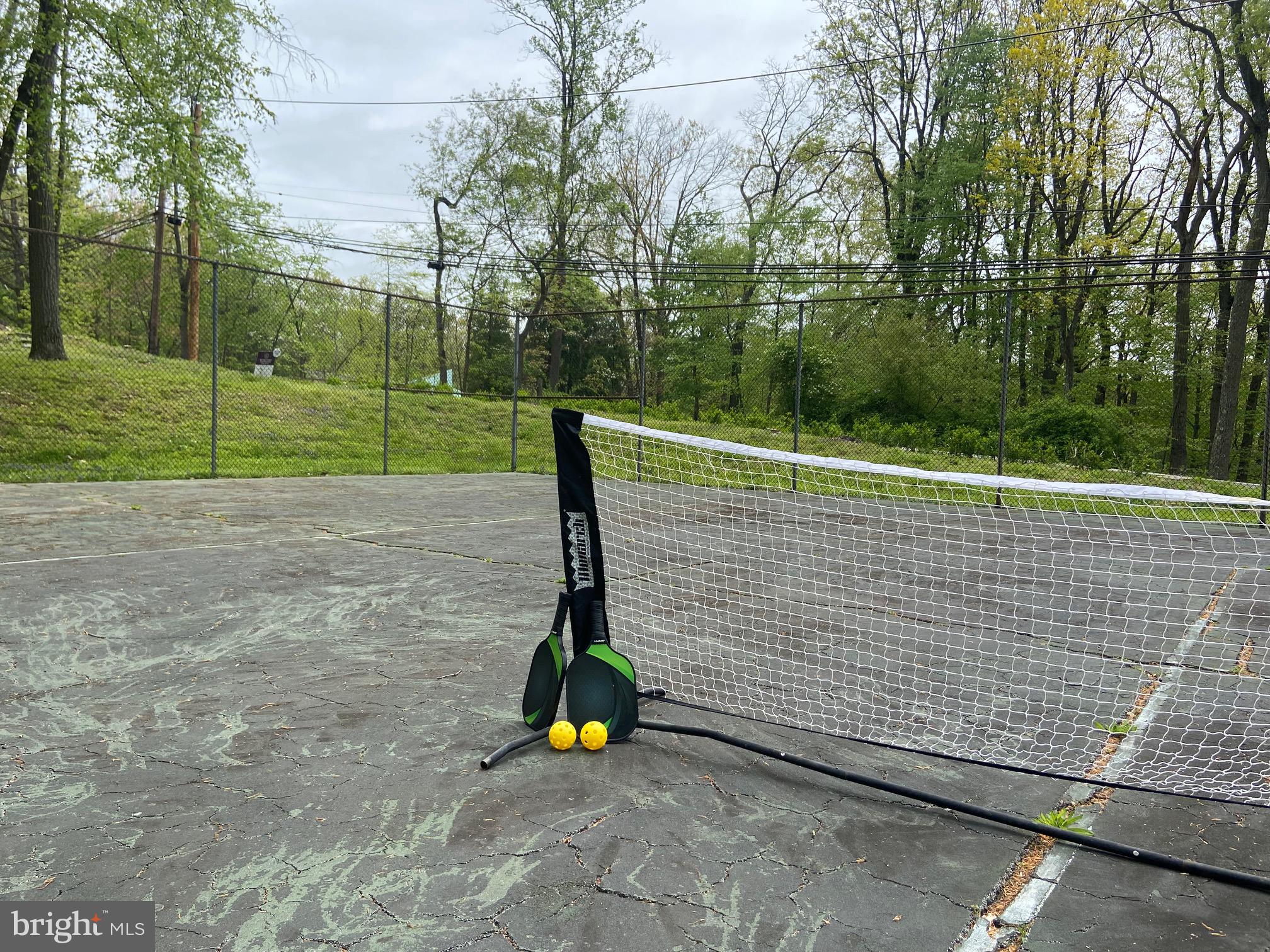 VALLEY FORGE MTN - Residential