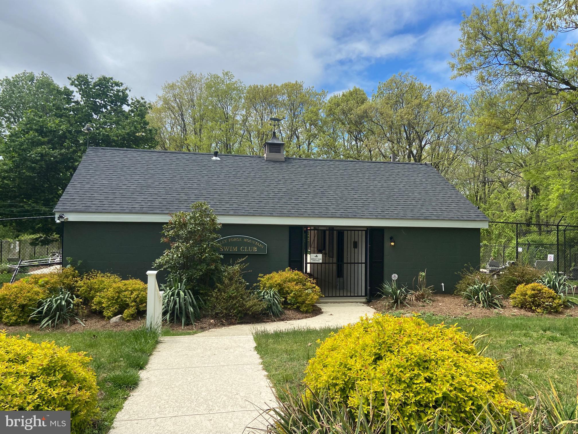 VALLEY FORGE MTN - Residential