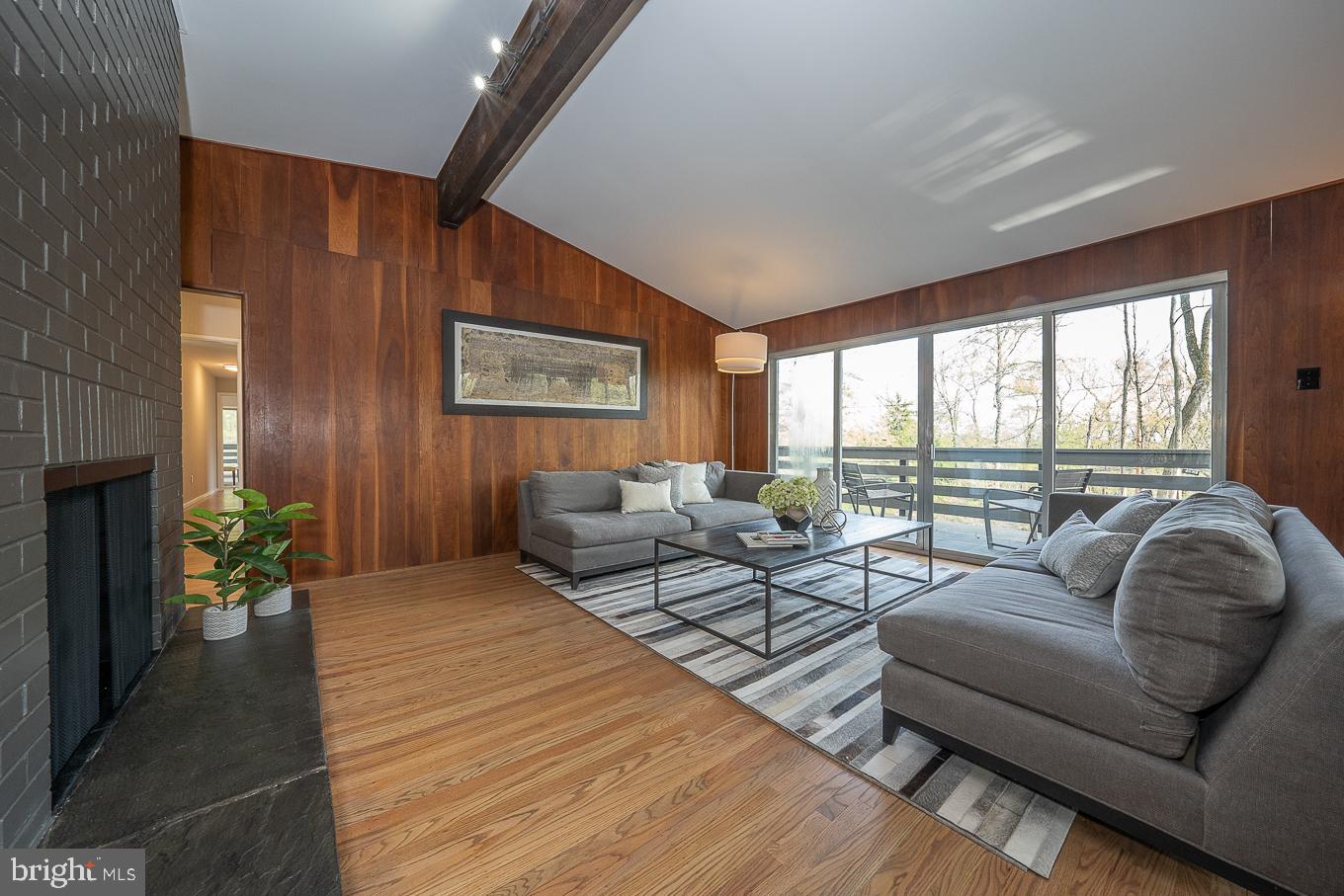 VALLEY FORGE MTN - Residential