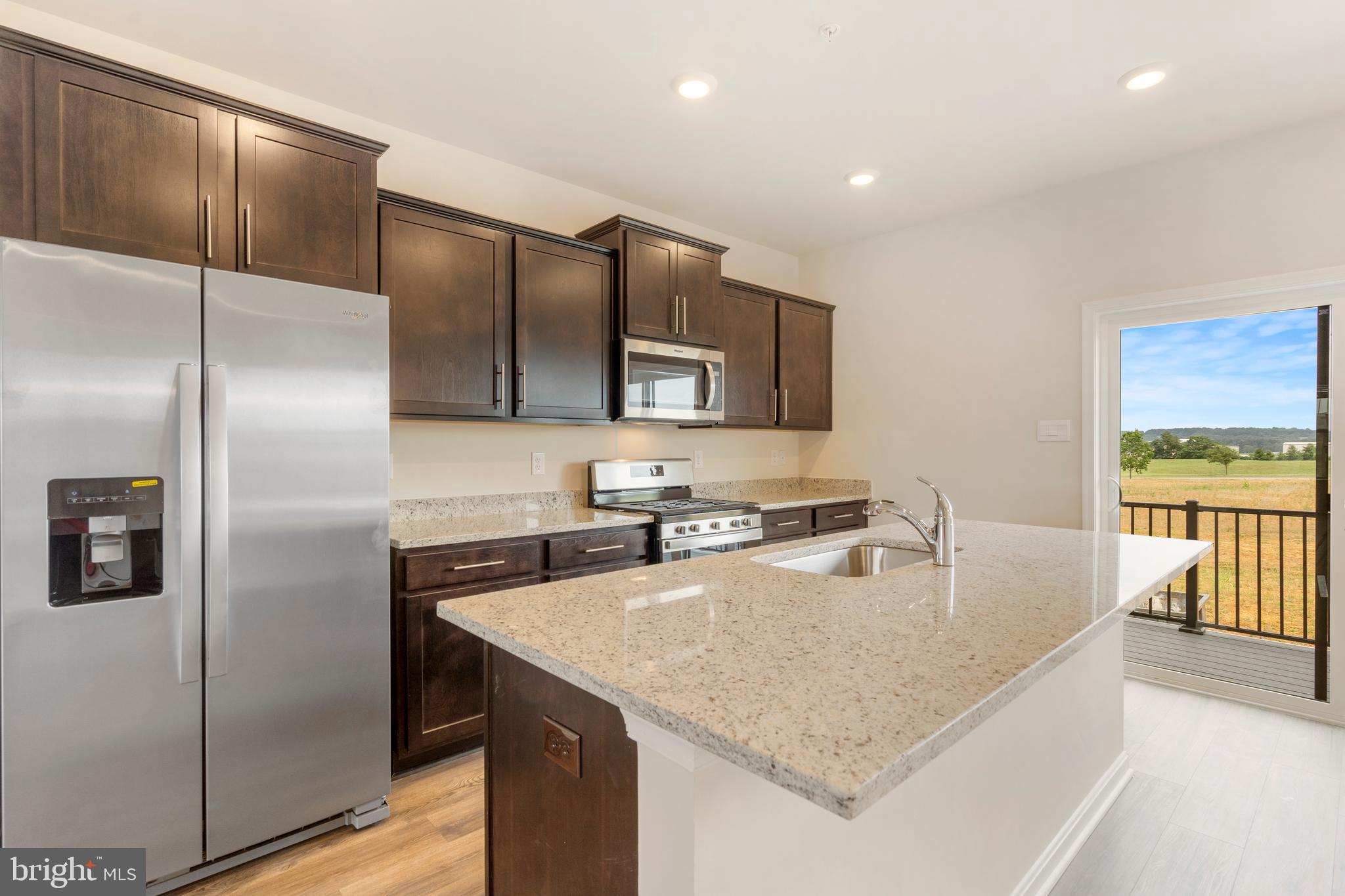 RENN QUARTER - Residential Lease