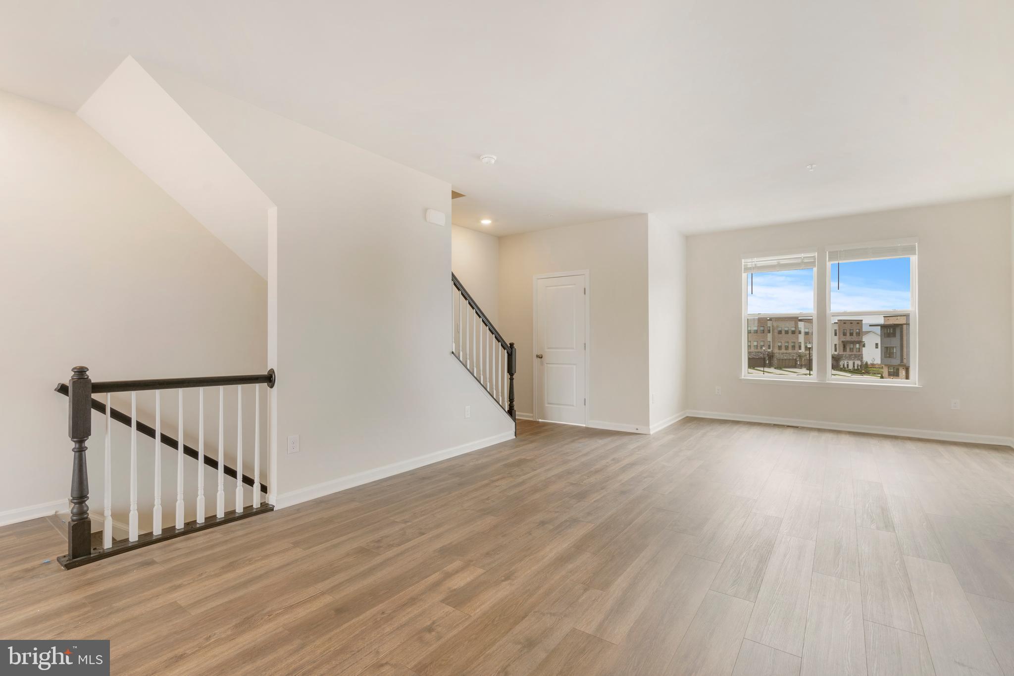 RENN QUARTER - Residential Lease