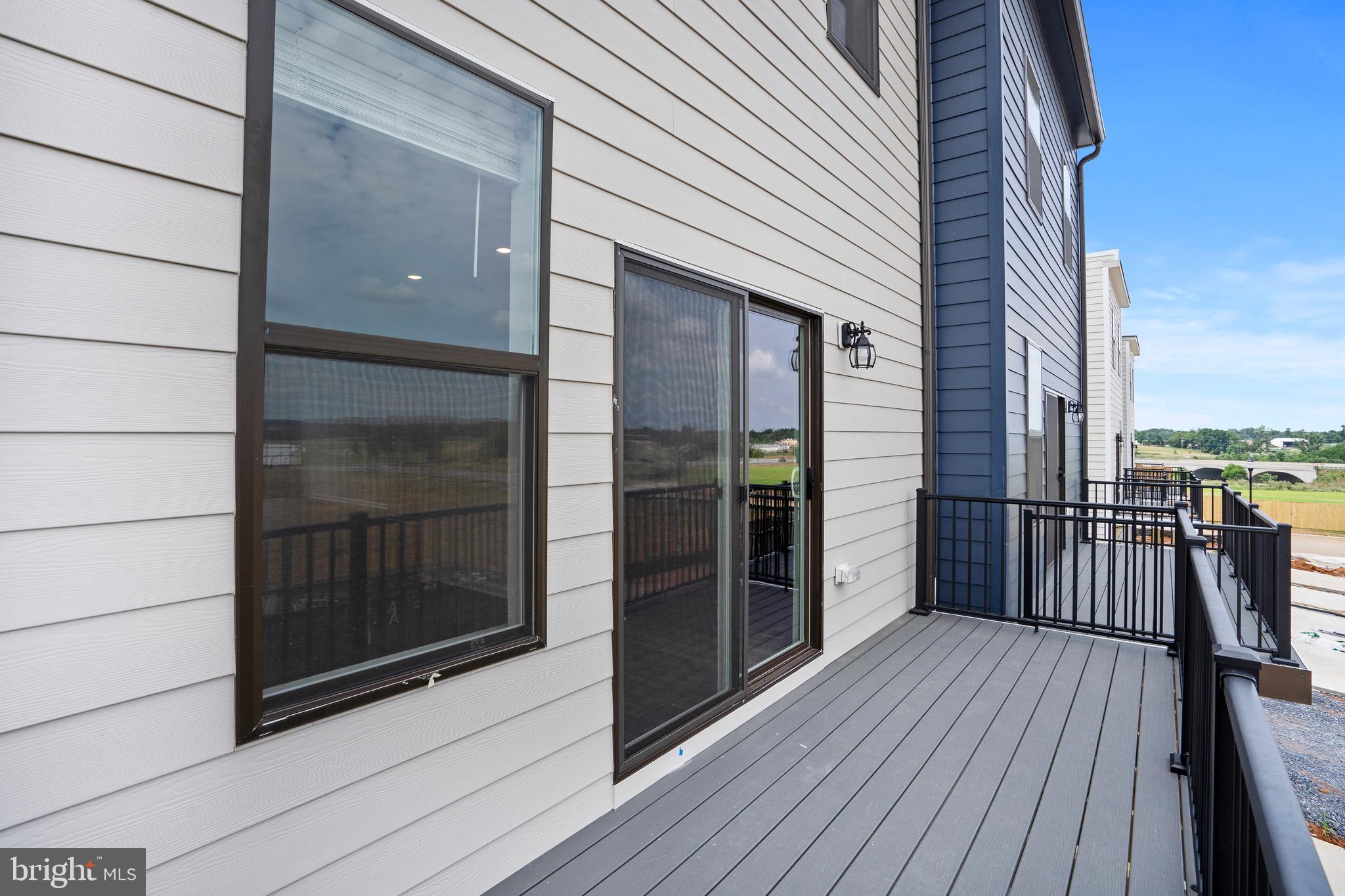 RENN QUARTER - Residential Lease