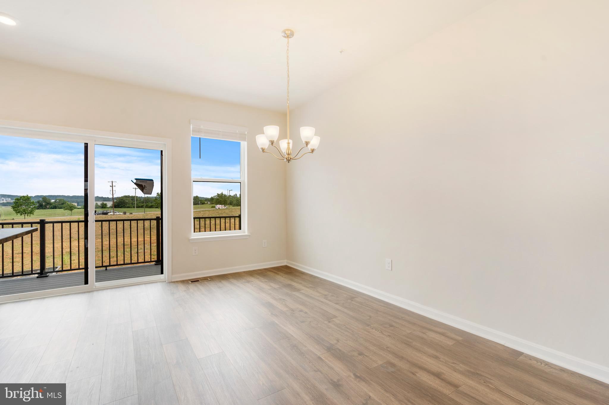 RENN QUARTER - Residential Lease