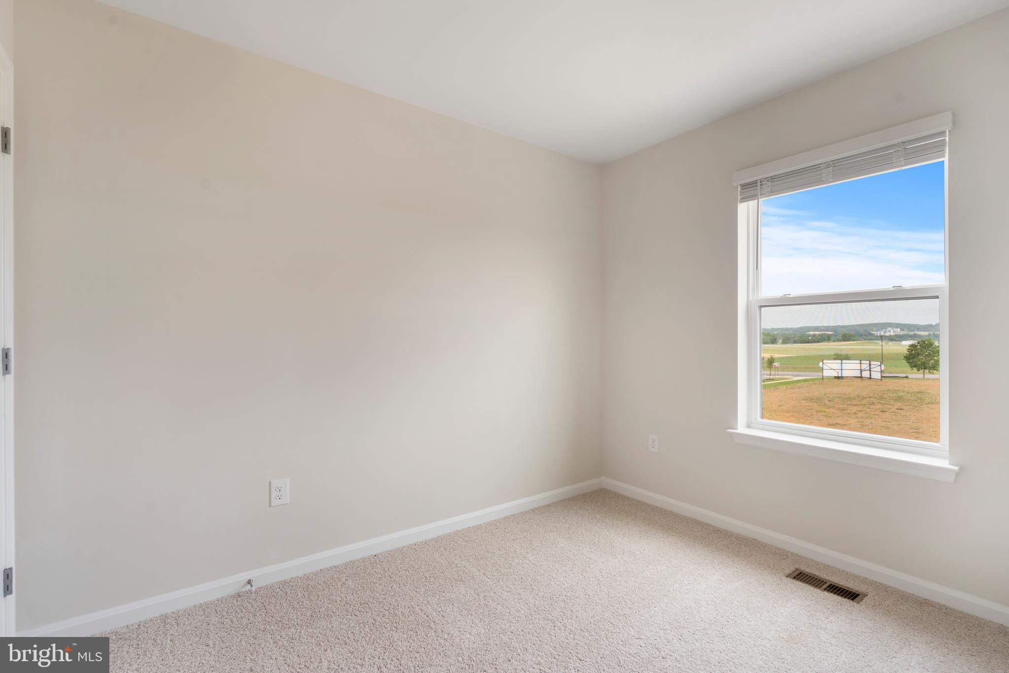 RENN QUARTER - Residential Lease