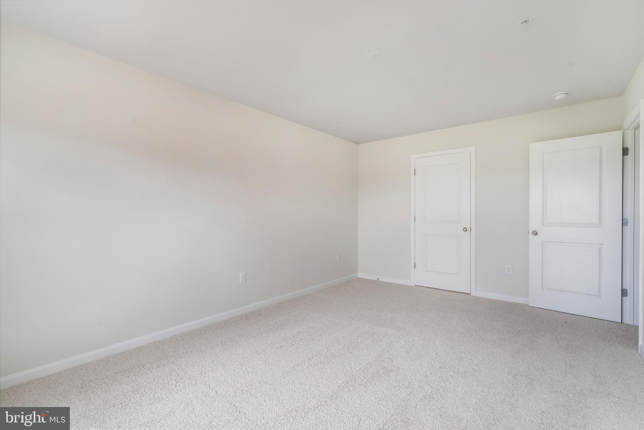 RENN QUARTER - Residential Lease