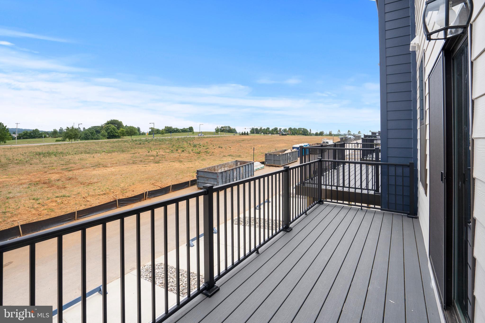 RENN QUARTER - Residential Lease