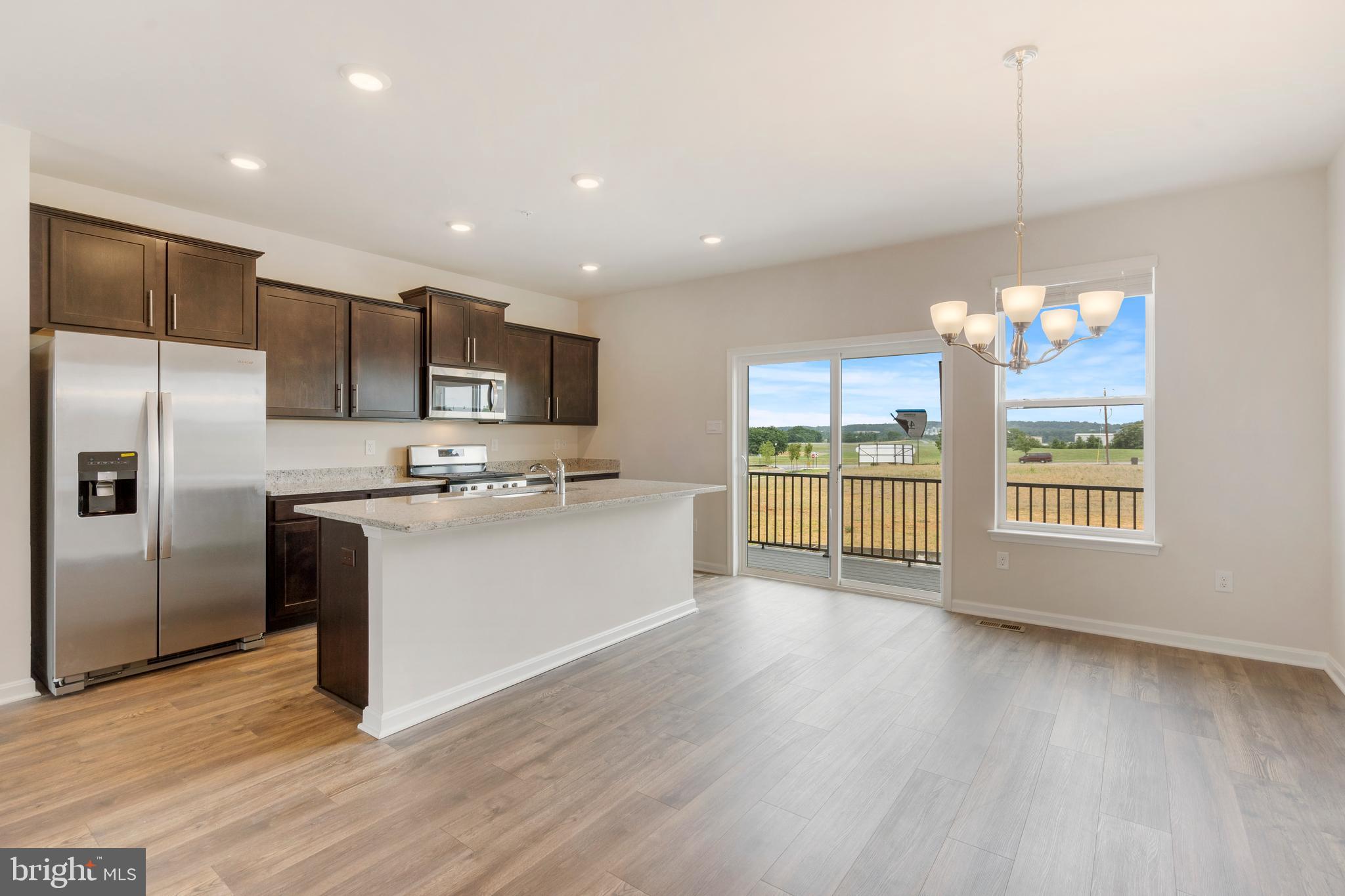 RENN QUARTER - Residential Lease