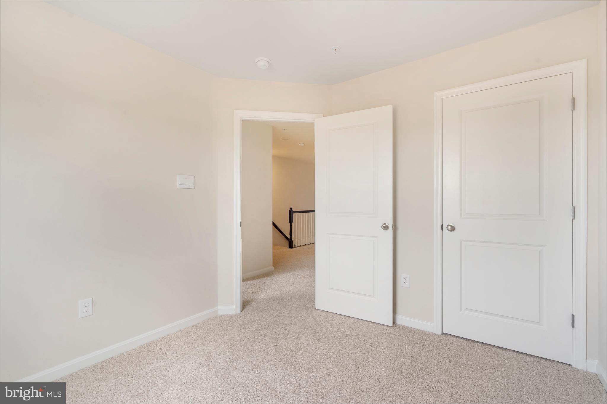 RENN QUARTER - Residential Lease