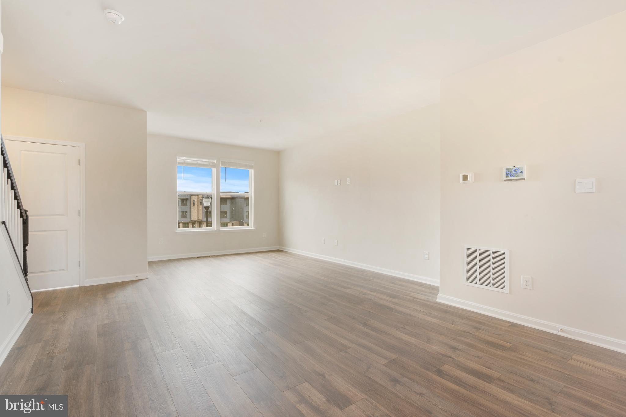 RENN QUARTER - Residential Lease