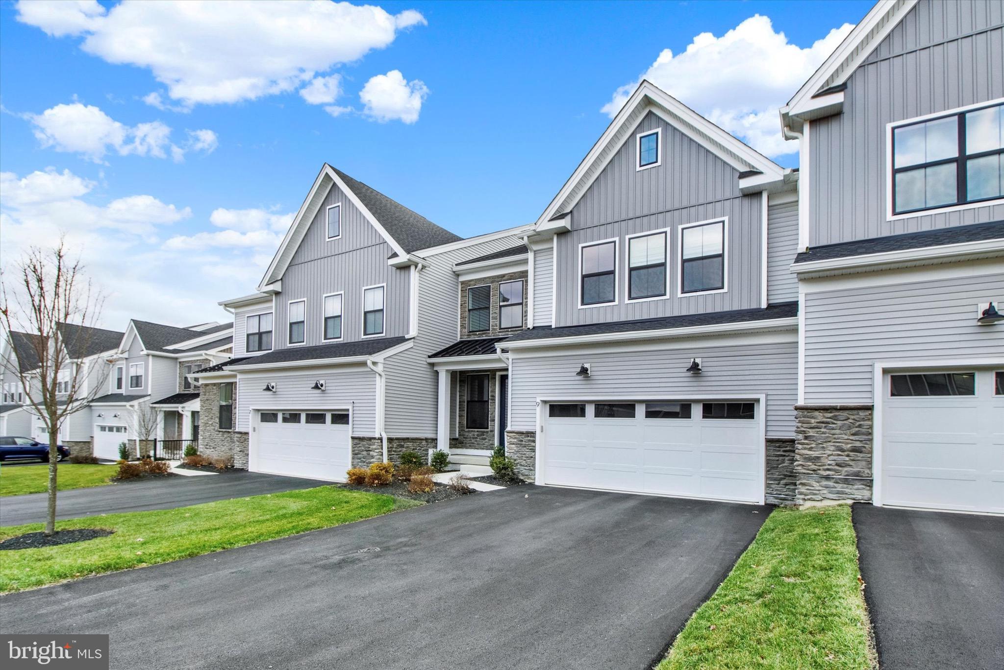 DOYLESTOWN WALK - Residential