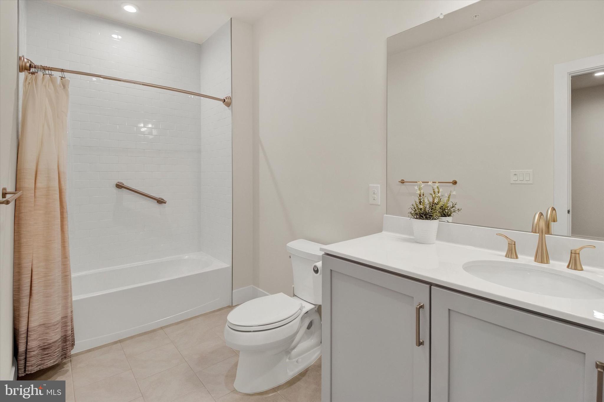 DOYLESTOWN WALK - Residential