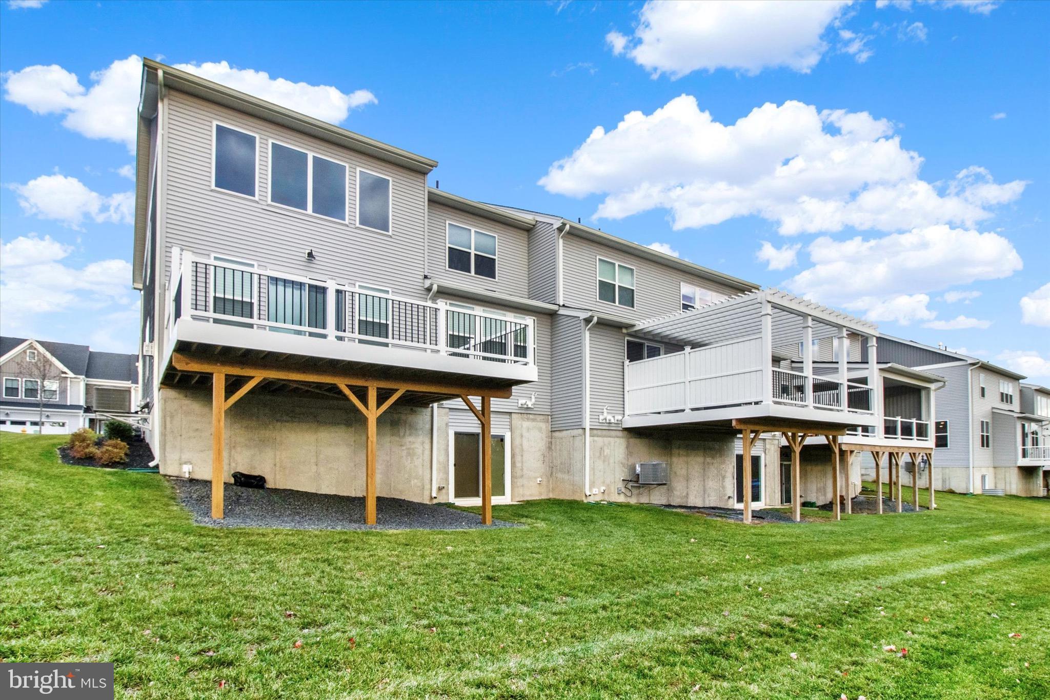 DOYLESTOWN WALK - Residential