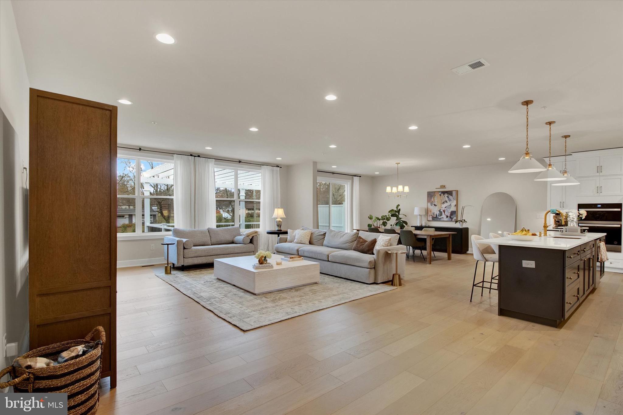 DOYLESTOWN WALK - Residential