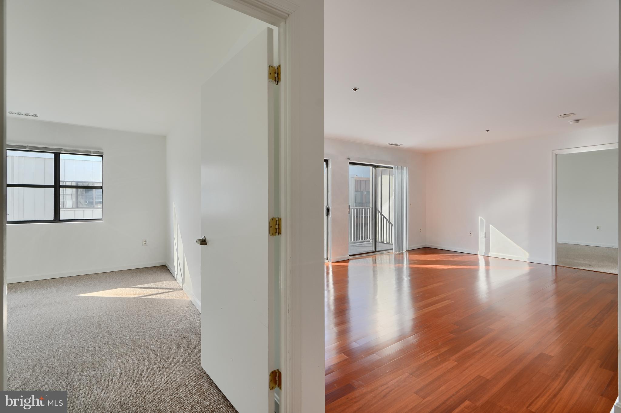 LIGHTHOUSE POINT EAST - Residential