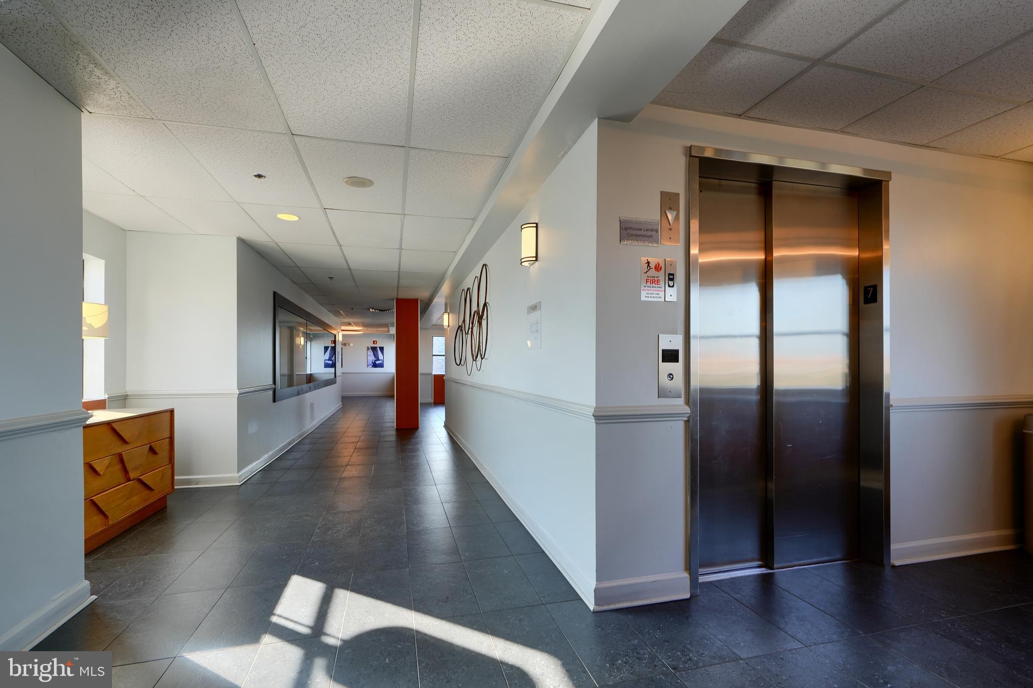 LIGHTHOUSE POINT EAST - Residential