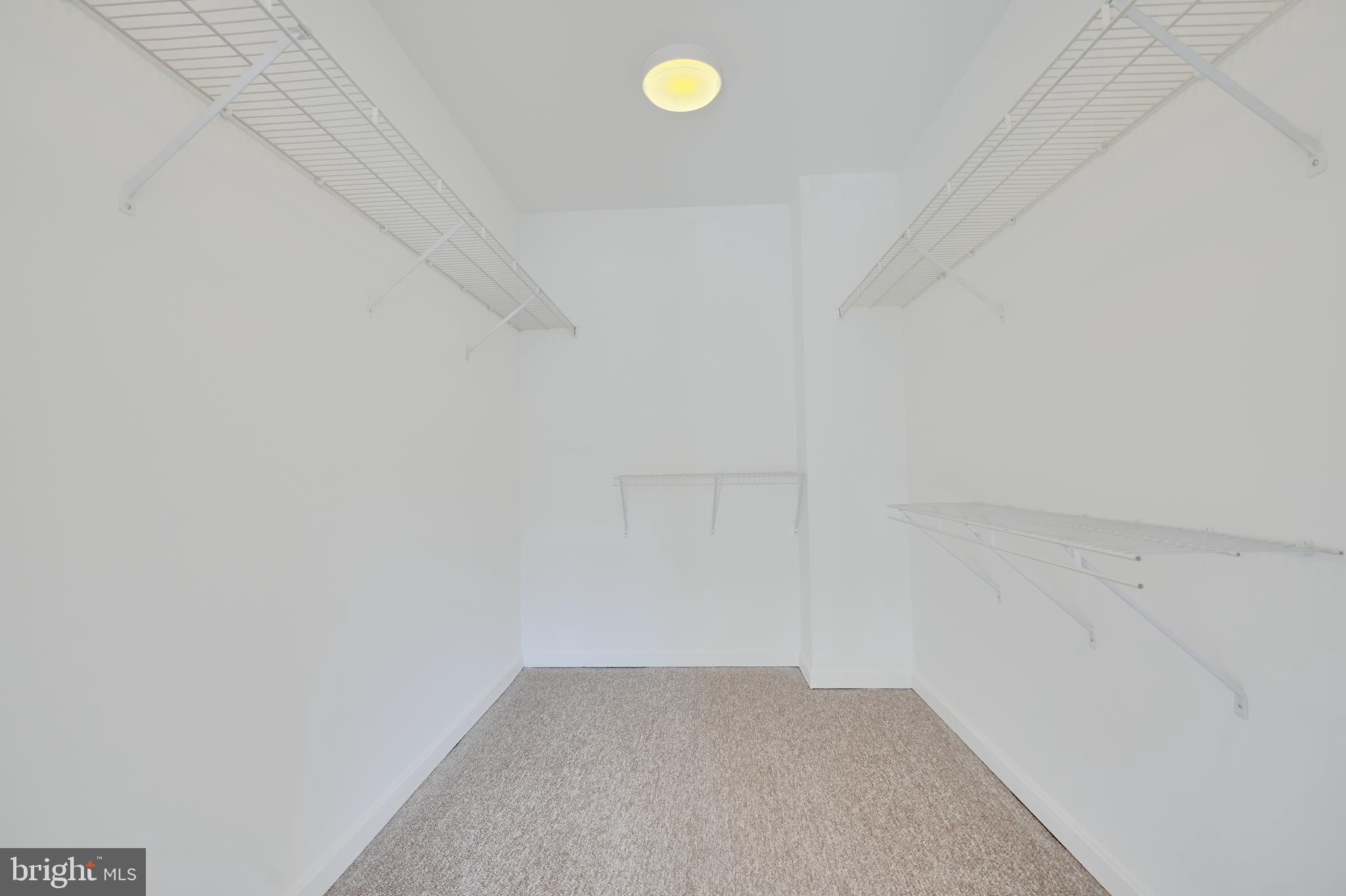 LIGHTHOUSE POINT EAST - Residential