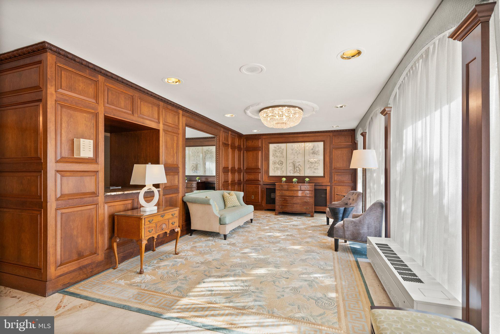 4501 ARLINGTON BOULEVARD 425