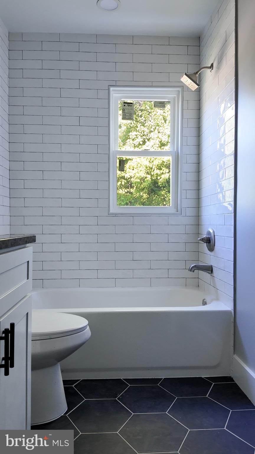 HYATTSVILLE - Residential Lease