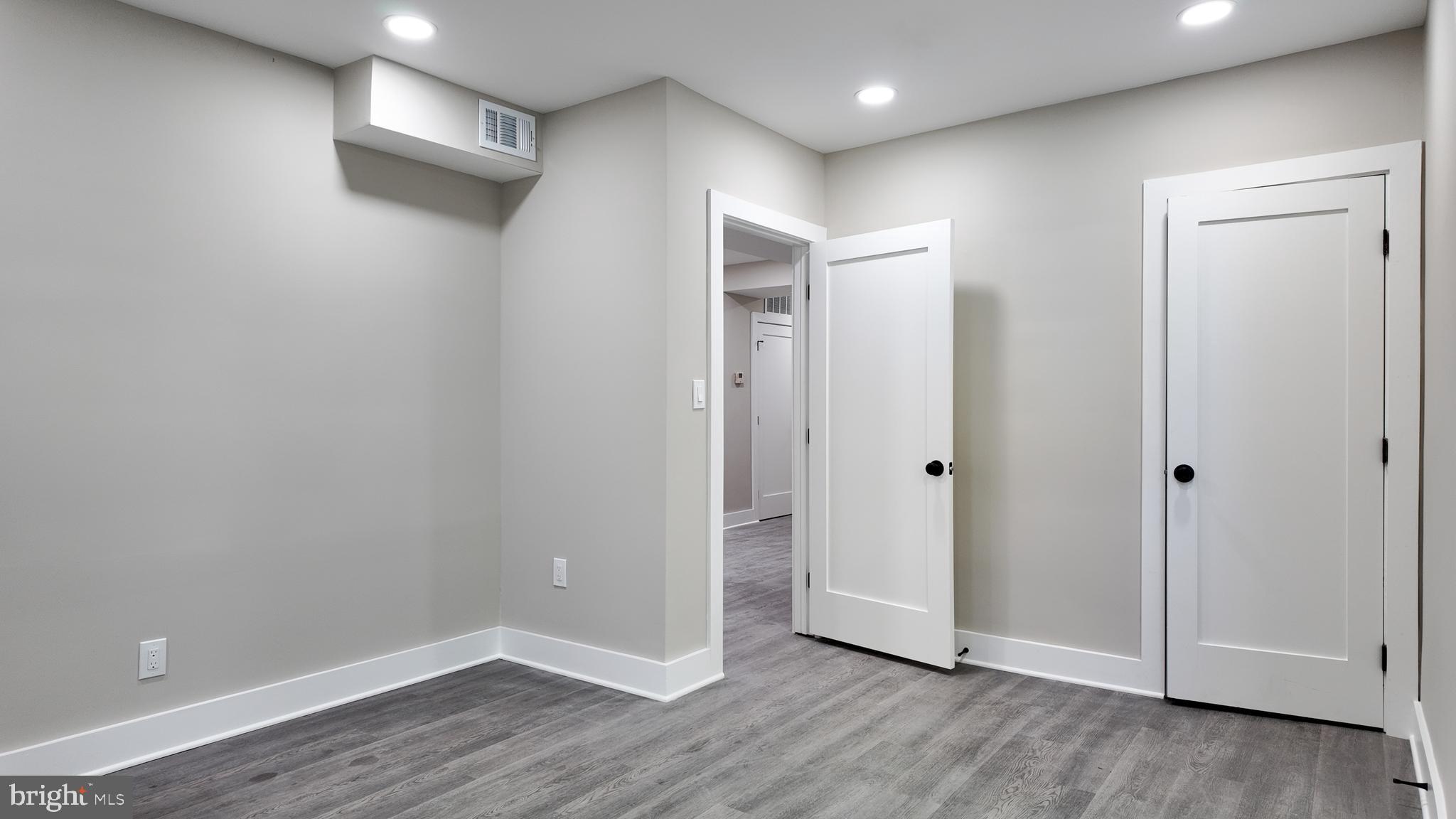 HYATTSVILLE - Residential Lease