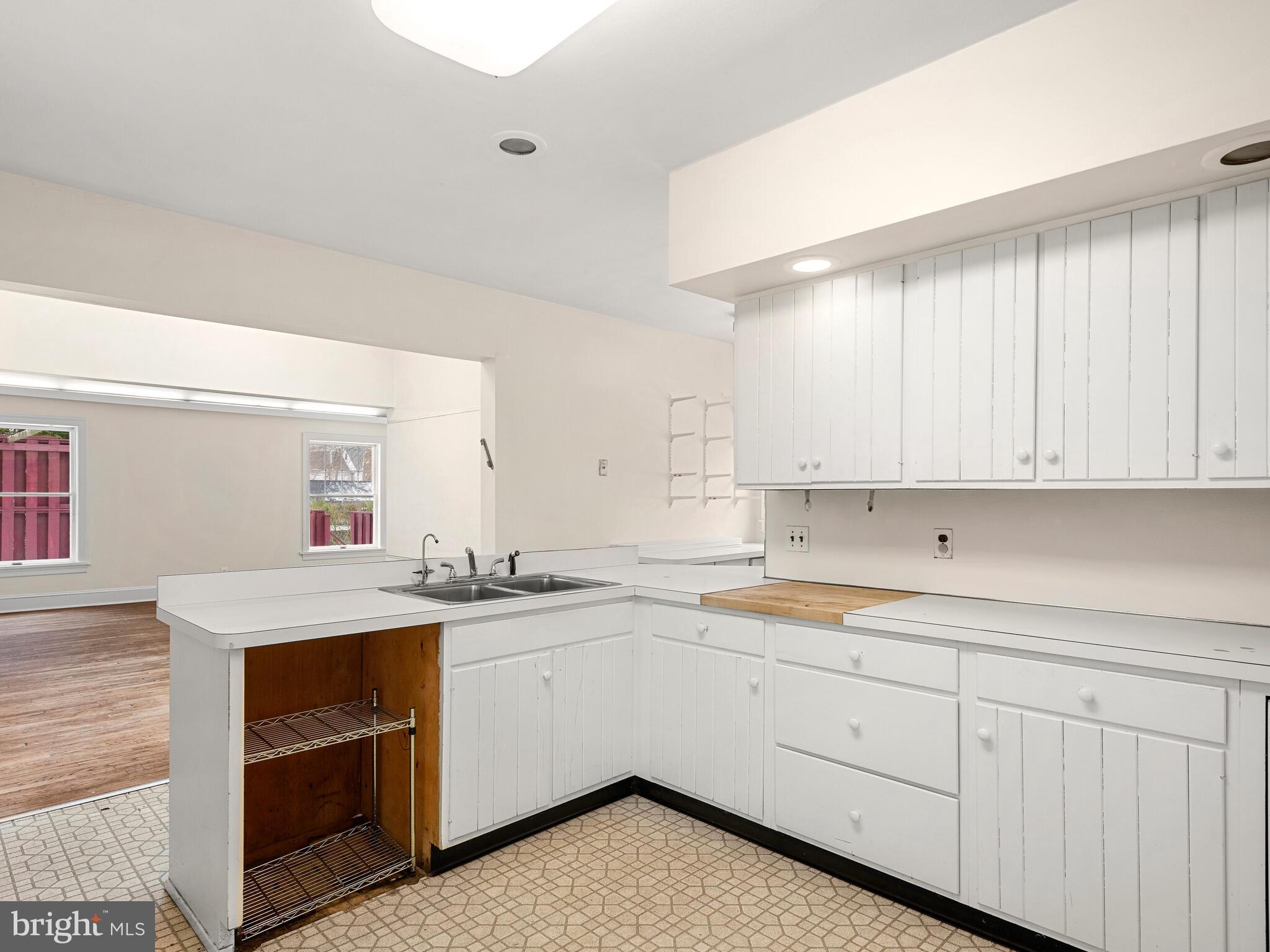 MERION STATION - Residential