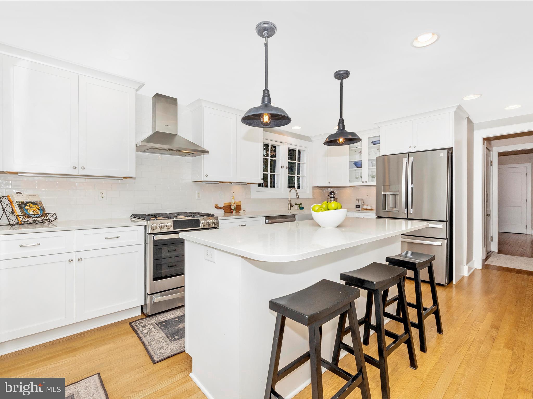 312 N COLLEGE PARKWAY