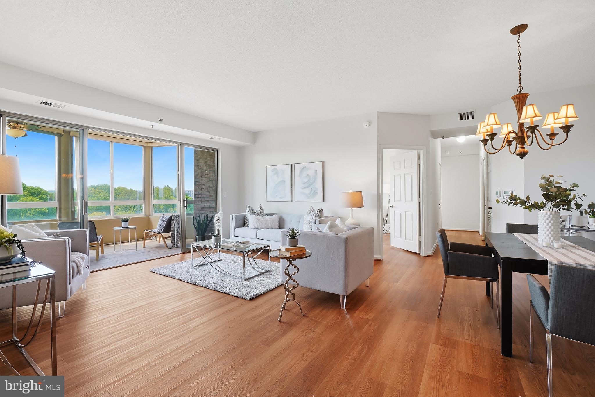LEISURE WORLD - Residential