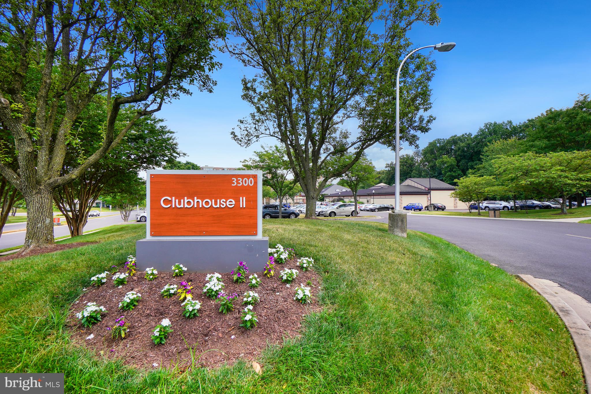 LEISURE WORLD - Residential