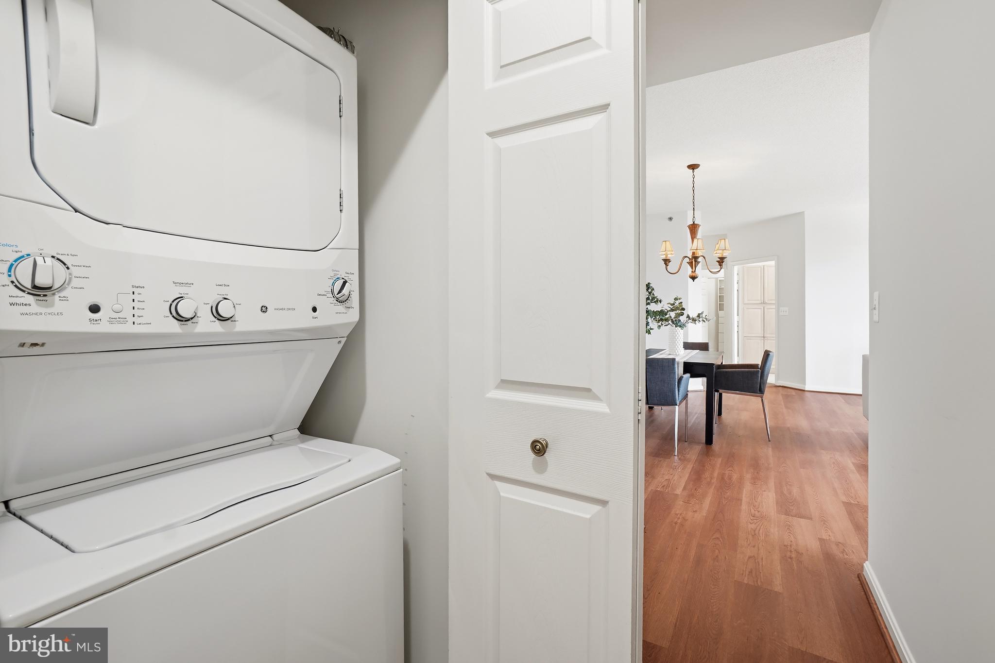 LEISURE WORLD - Residential