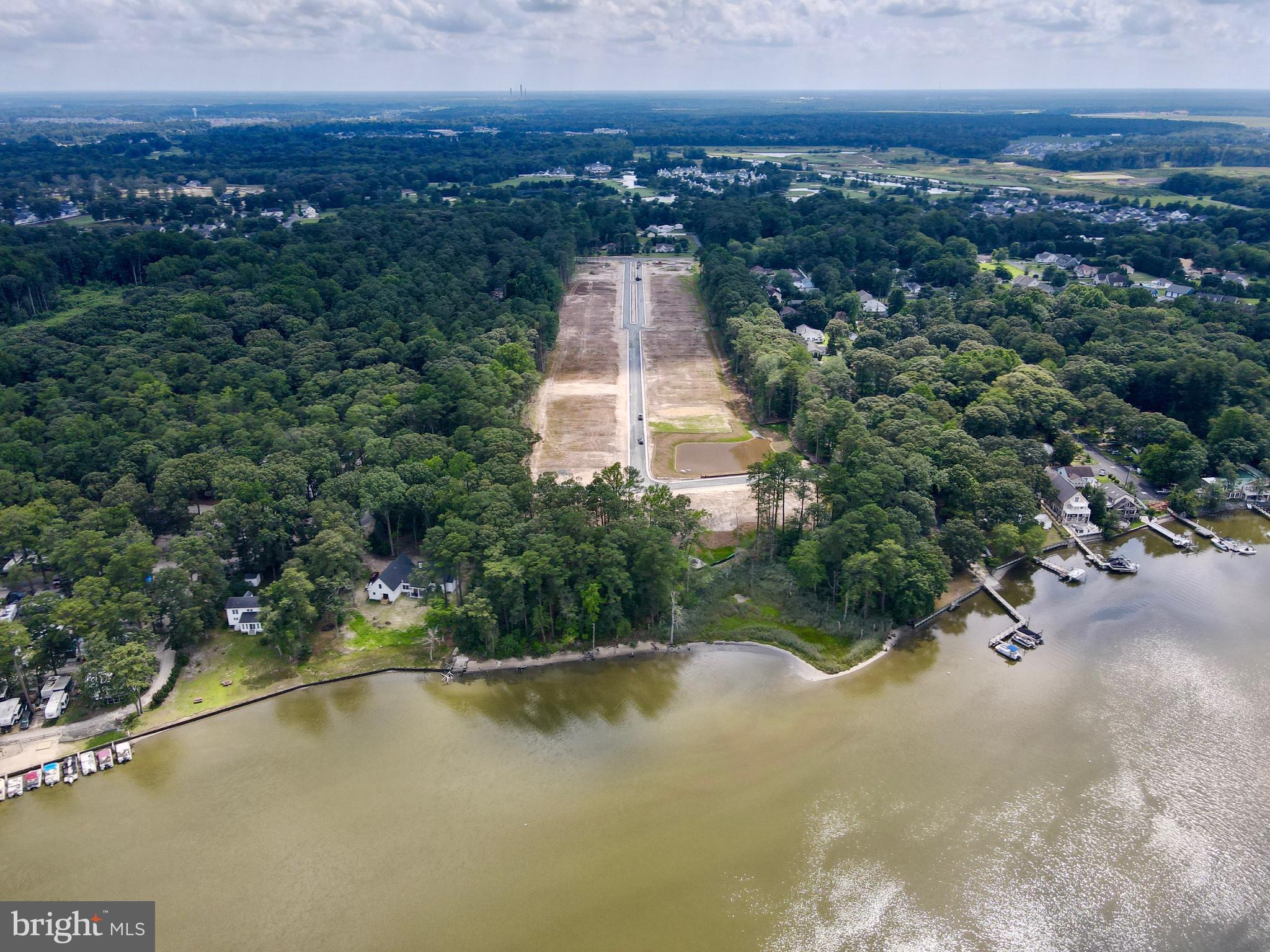 WESTRIDGE SHORES - Residential