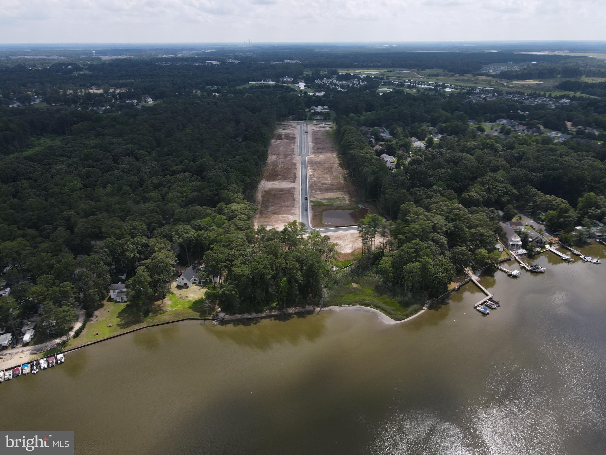 WESTRIDGE SHORES - Residential