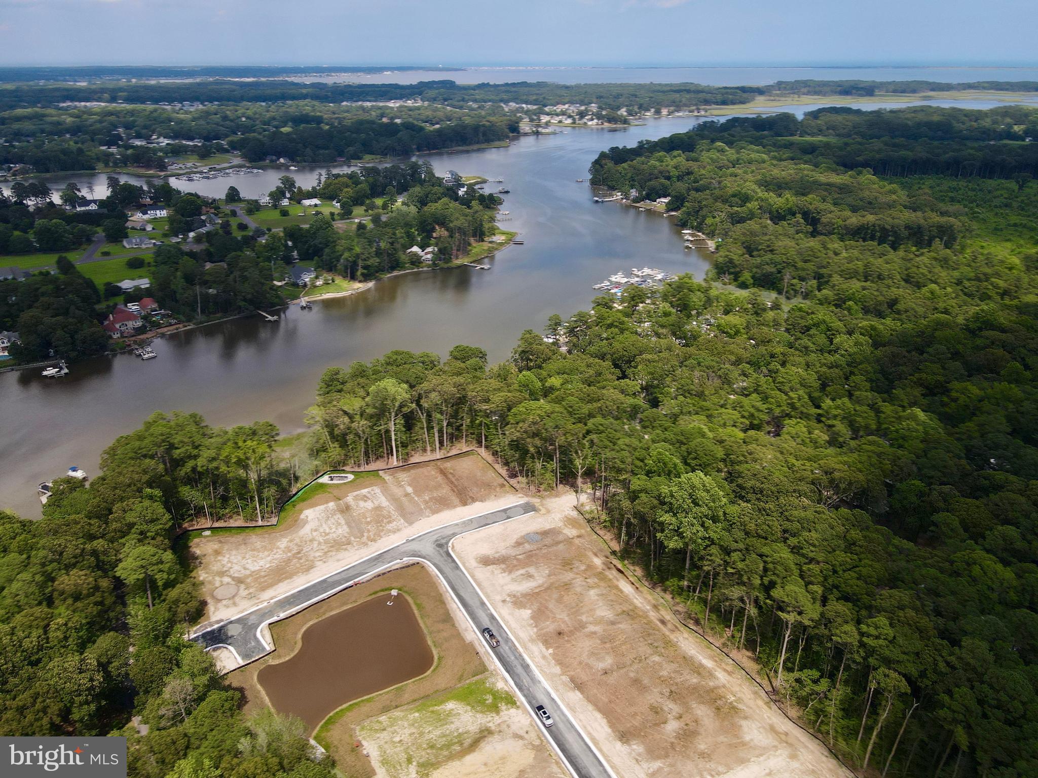 WESTRIDGE SHORES - Residential