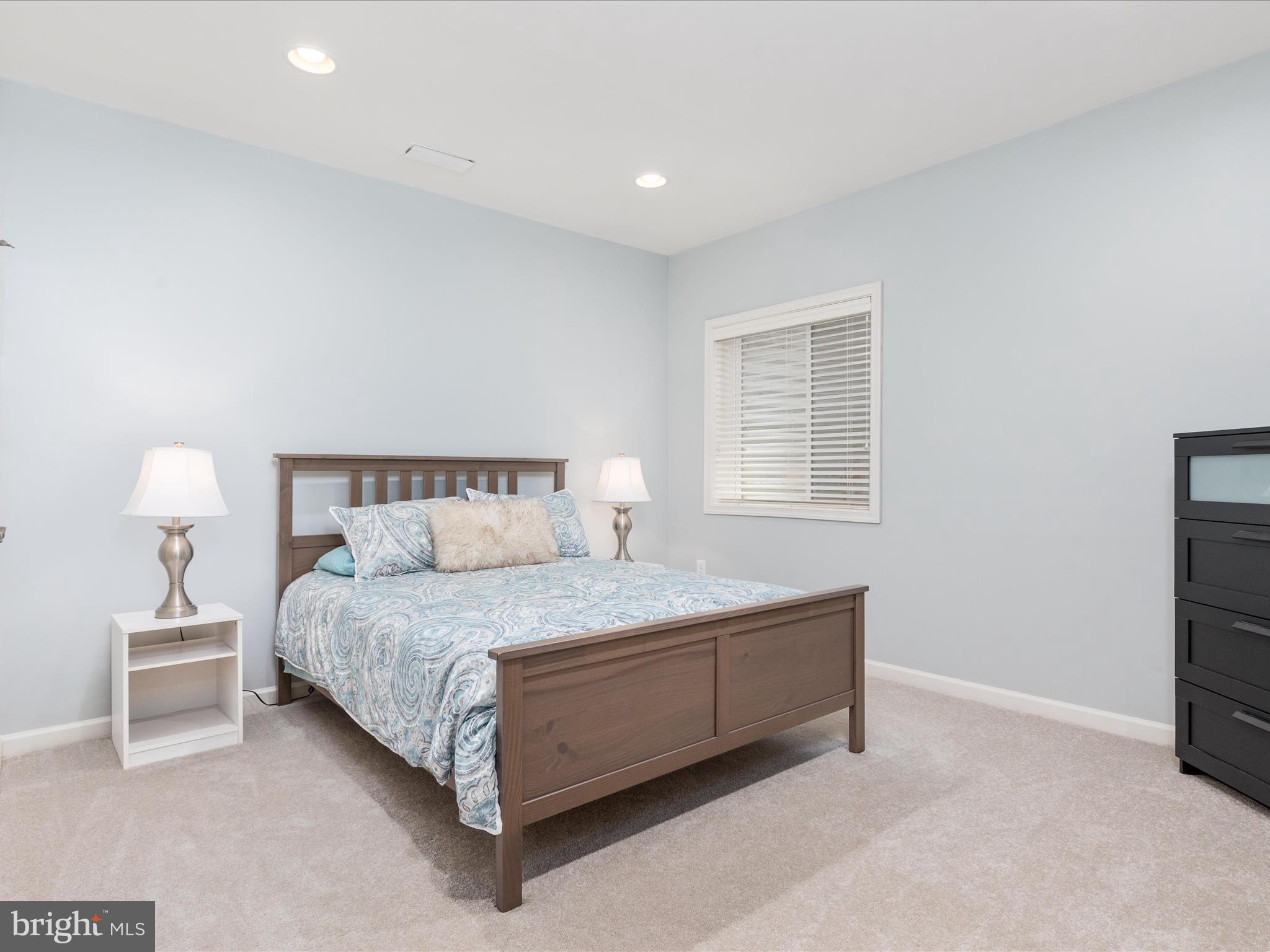 BRAMBLETON - Residential