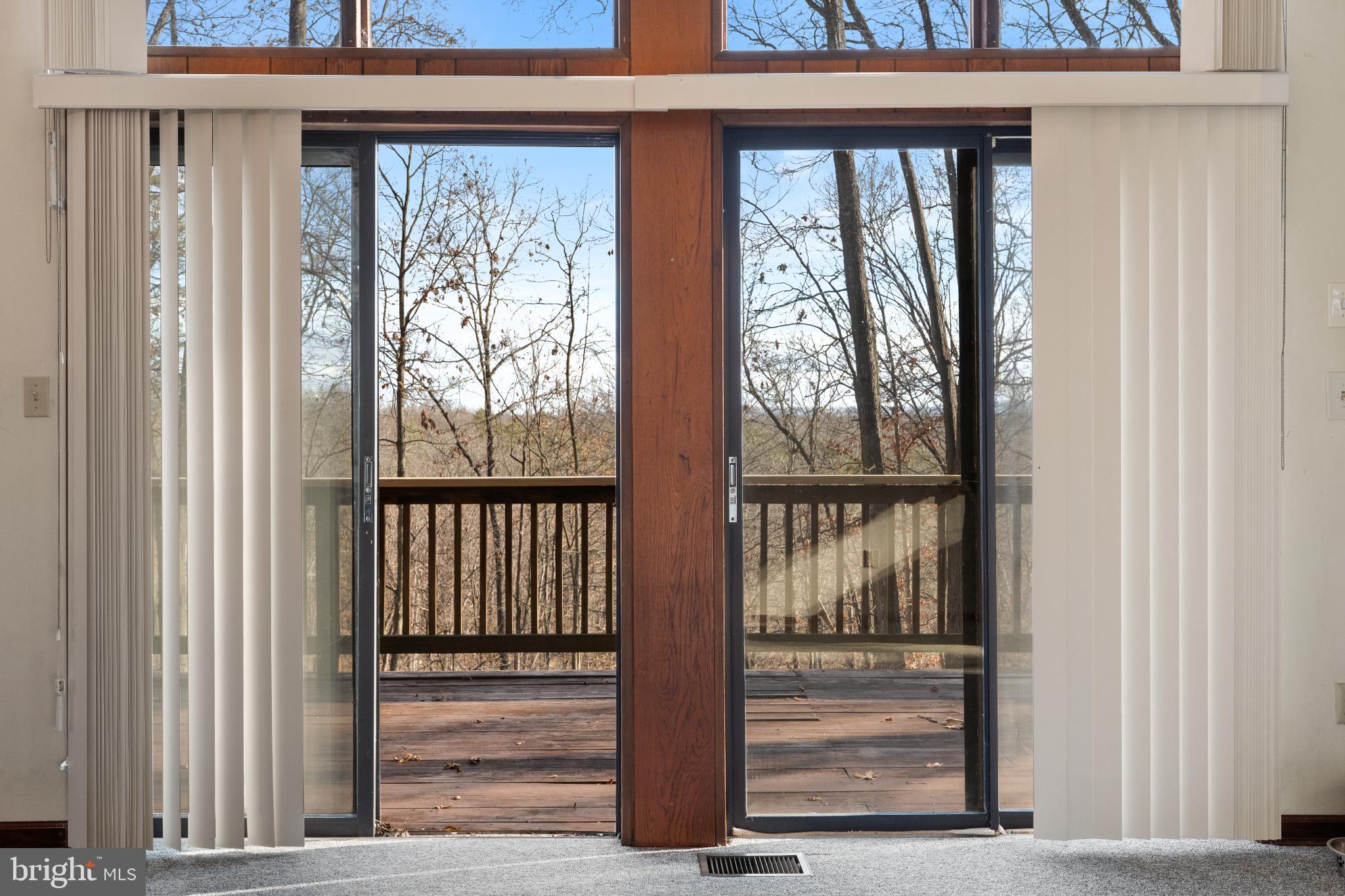 THE WOODS - Residential