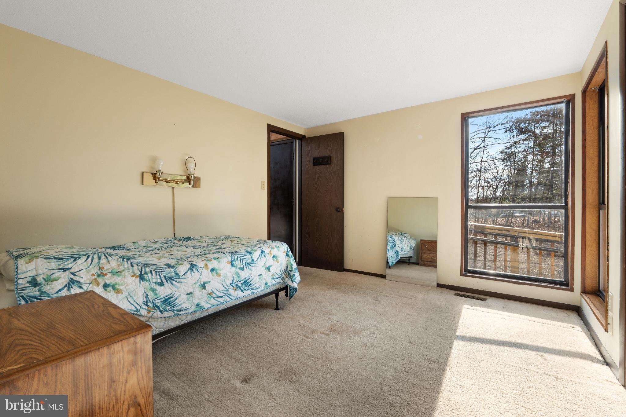 THE WOODS - Residential