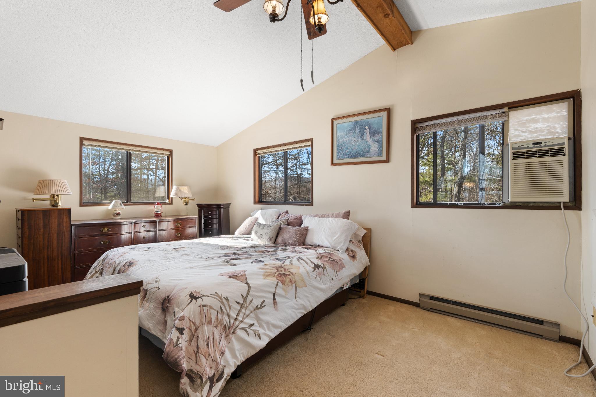 THE WOODS - Residential