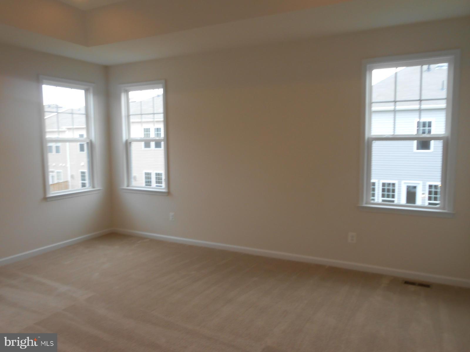 BRAMBLETON LANDBAY 3 - Residential Lease